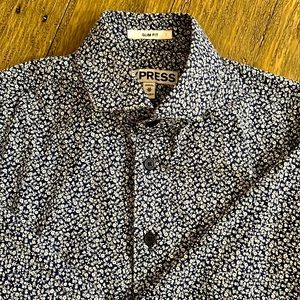 Men’s express, long sleeve dress shirt